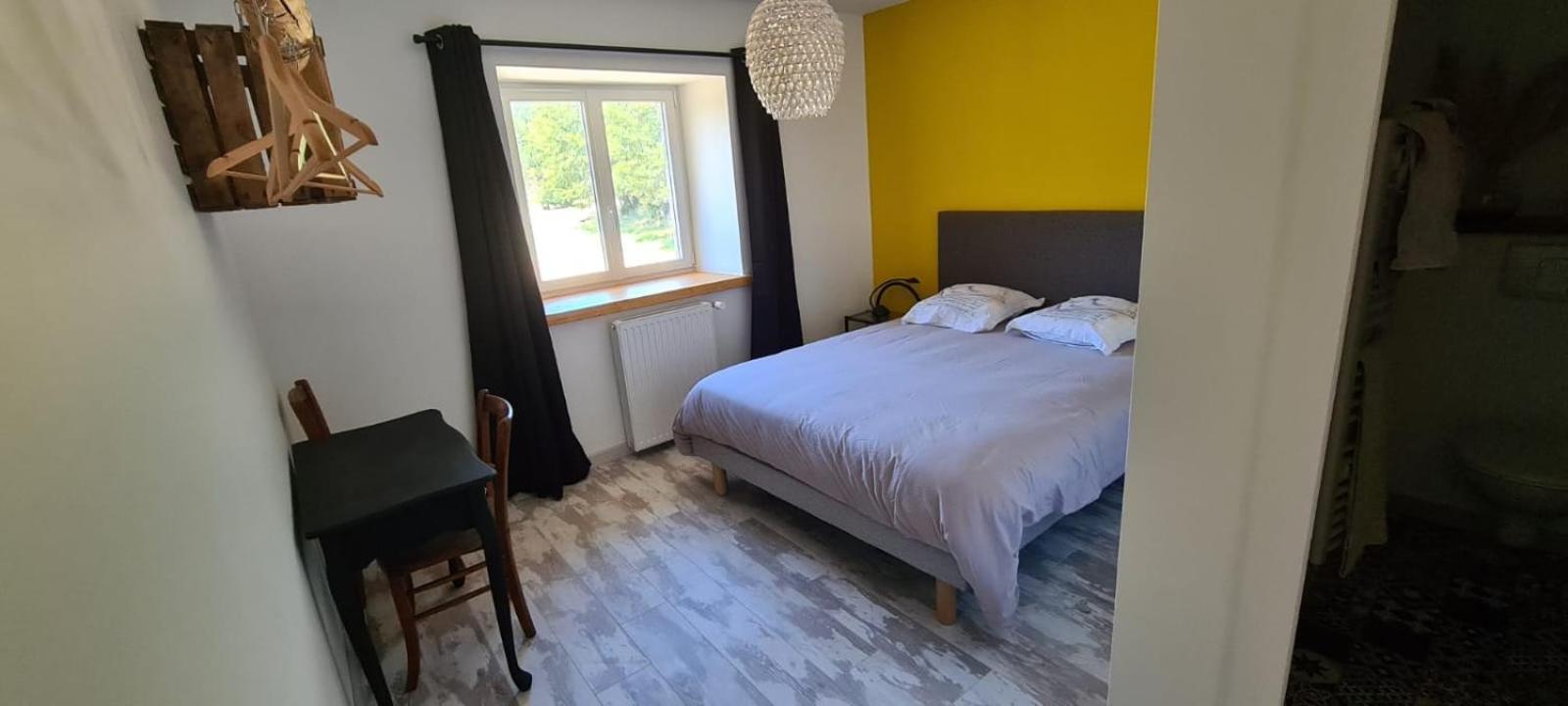 Chez Perlette Bed & Breakfast